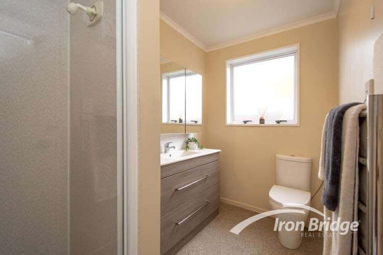 2/44 Hills Road Edgeware_8