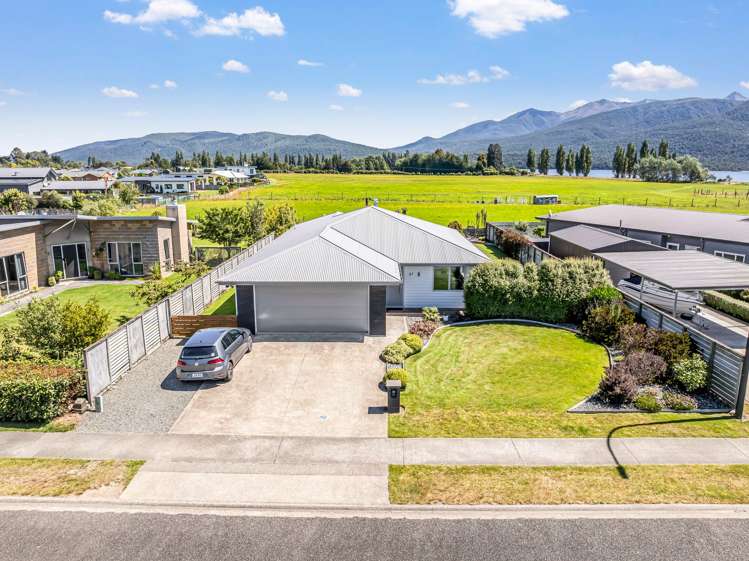 27 Rodeo Drive Te Anau_19