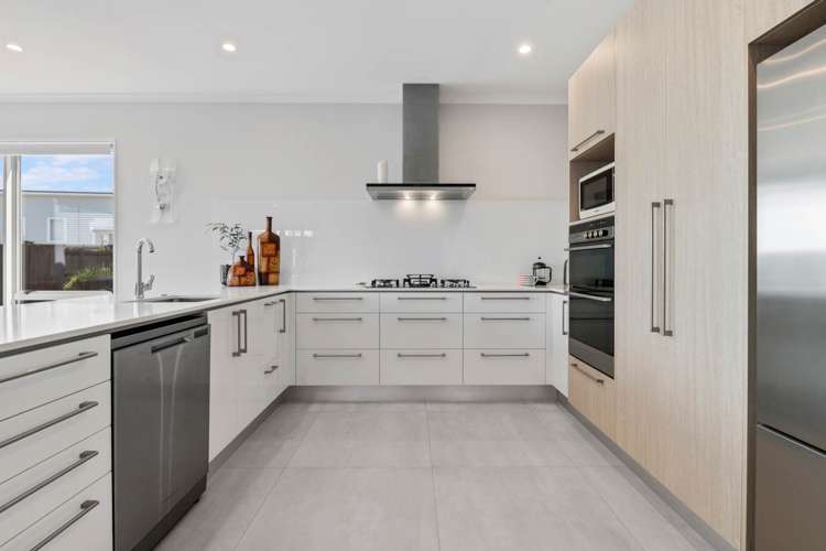 20 Couldrey Crescent Red Beach_6