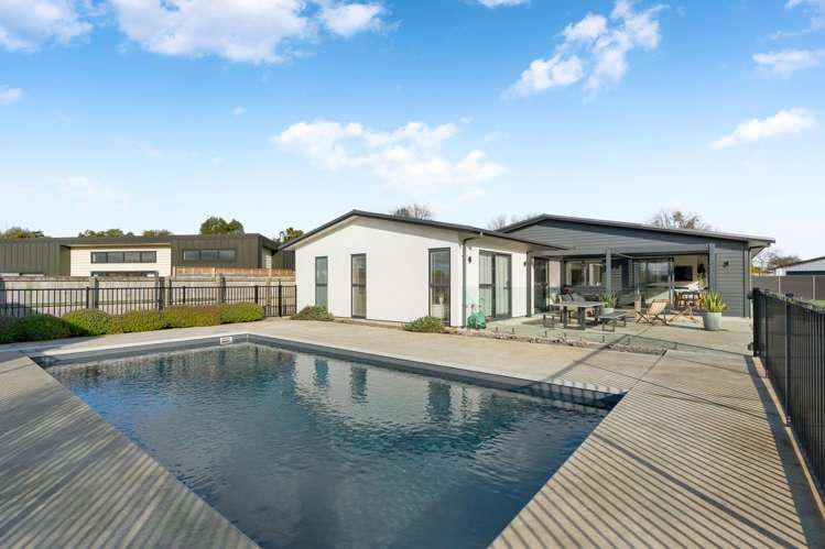 30 + 32 Whatman Avenue_0