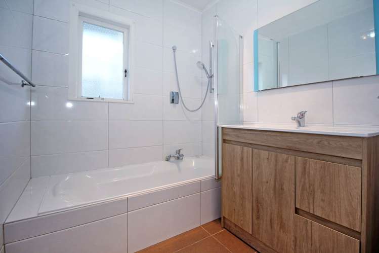 32 Baird Street Howick_11