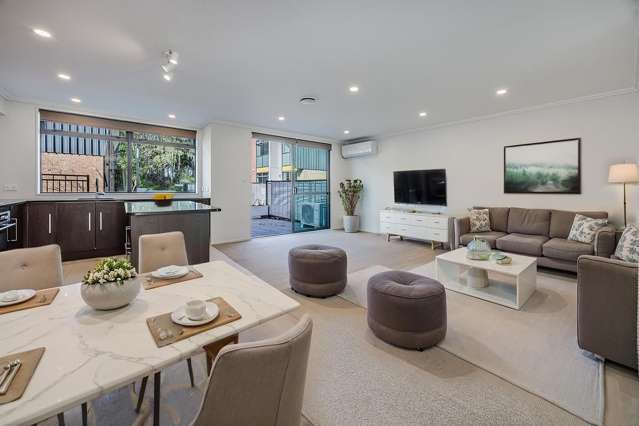 URGENT: COOL 4 BED BRICK! HOT DEAL!