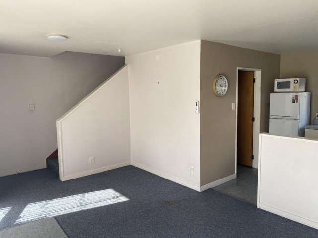 31 McBain Grove 10597_3