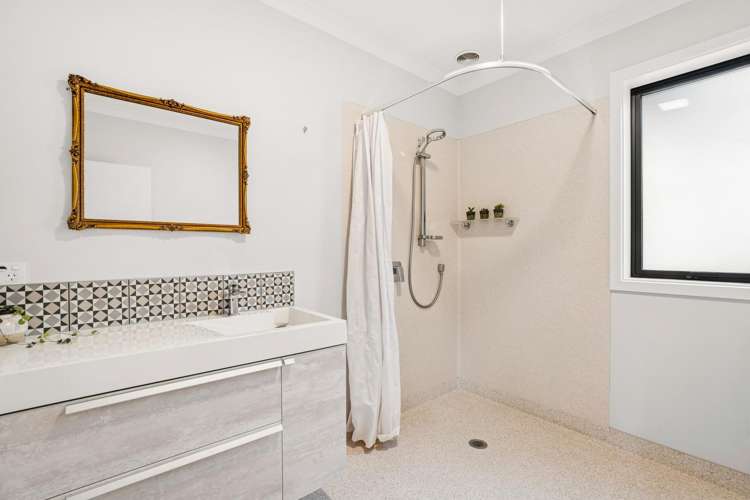 115 Lowburn Valley Road Lowburn_15