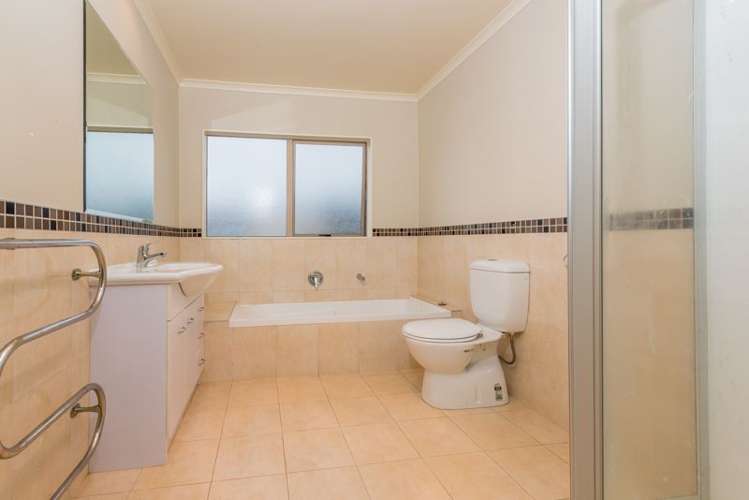 39 Clover Drive Henderson_11