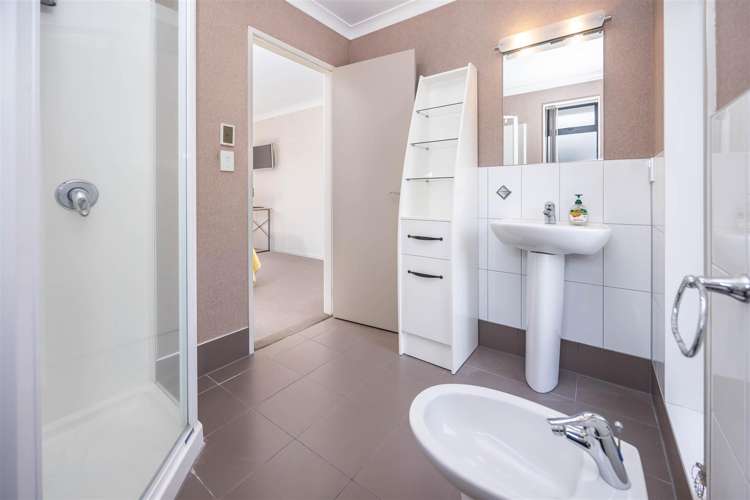 36 Wentworth Drive Rototuna North_24