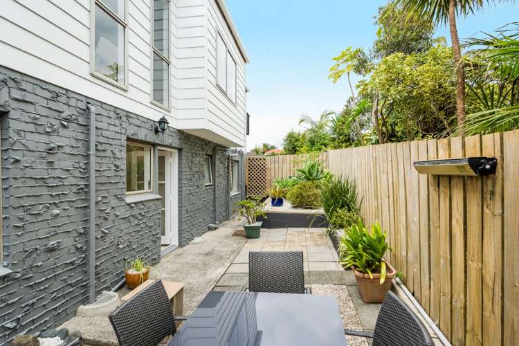 3/8 Hart Road Hauraki_16