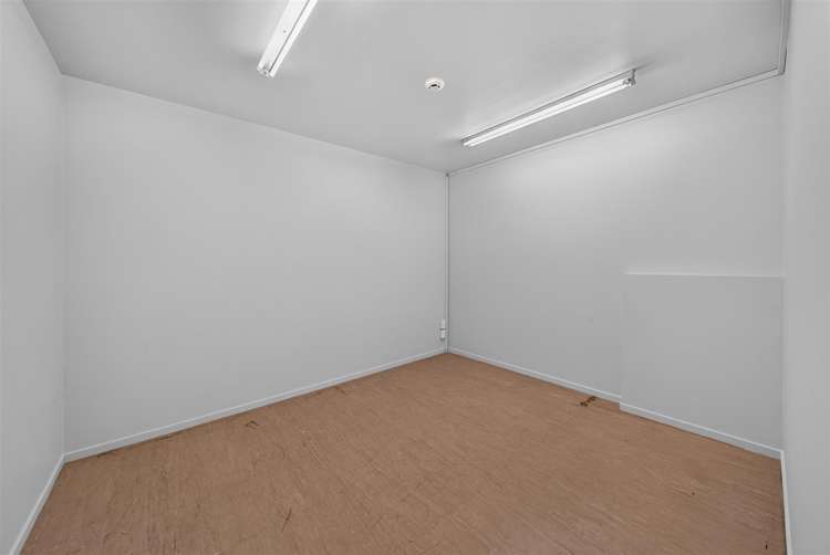 48-50 Disraeli Street Addington_28