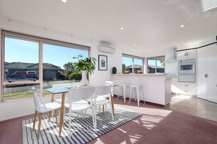 7 Bremner Crescent Stoke_1