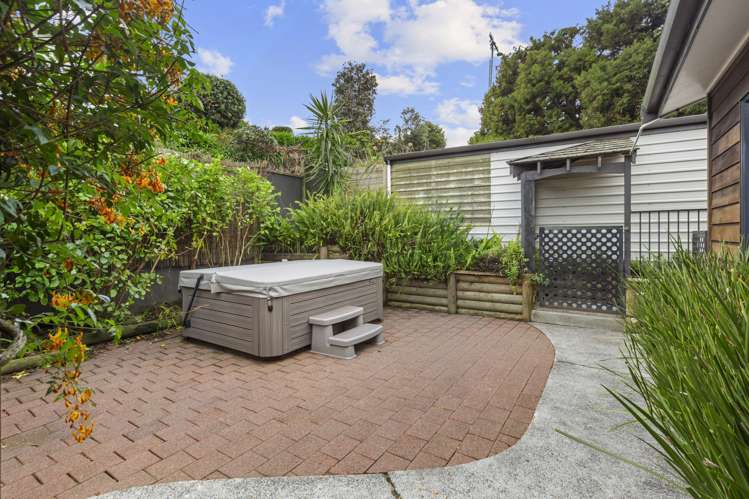 11 East Street Raglan_2