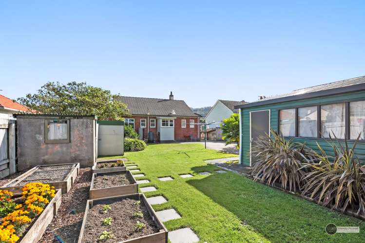 4 Poole Street Taita_13