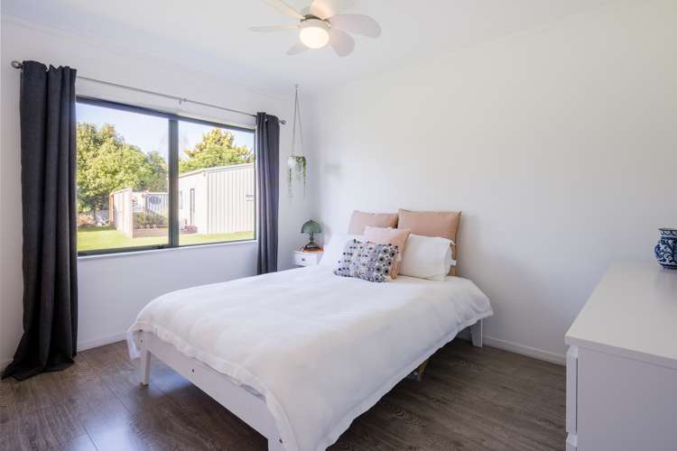 47a Cowley Drive Leamington_14