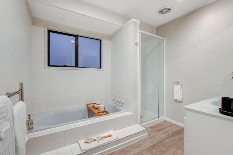 54a The Circle Manly_7