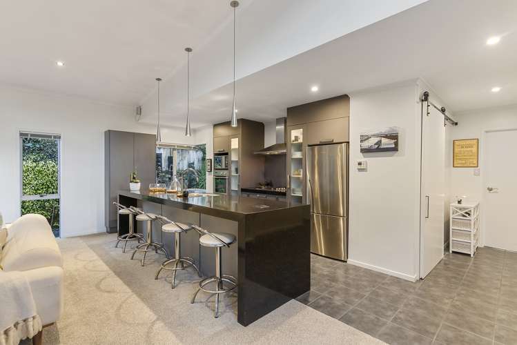 42 Pitoitoi Avenue Greenhithe_14