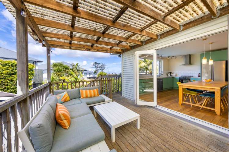 305 West Tamaki Road Wai O Taiki Bay_12