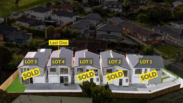 Freehold, new and the best buy in Sunnyhills!