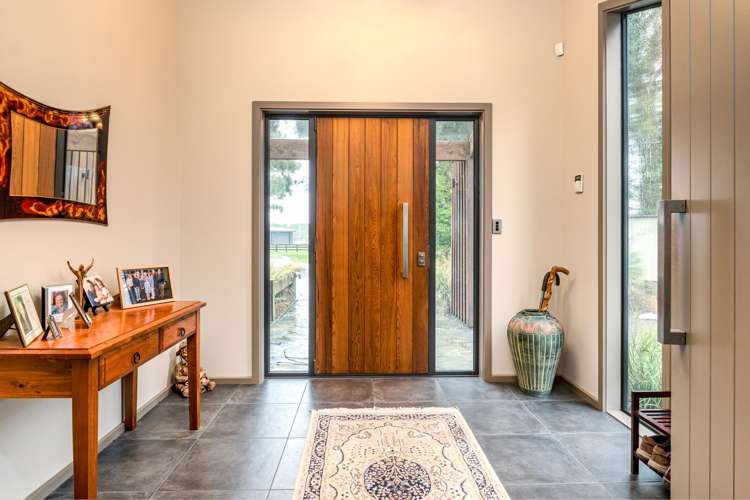 18 River Road Elgin_8