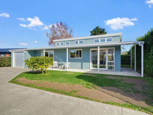 Easy- Care Feilding Retreat