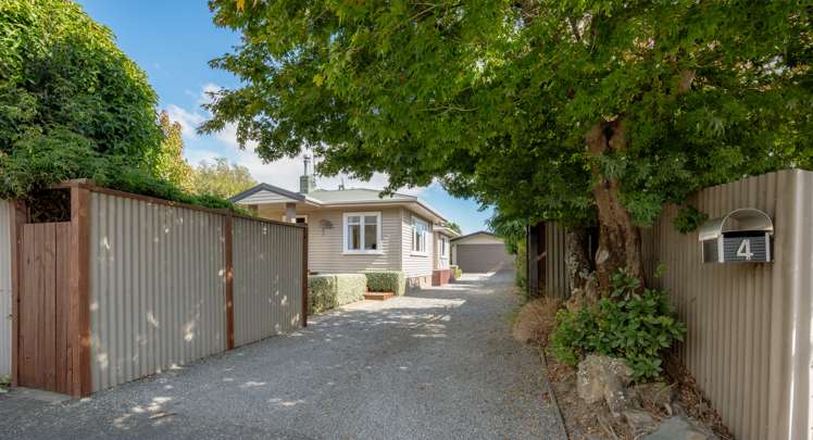 4 Edinburgh Crescent Redwoodtown_24