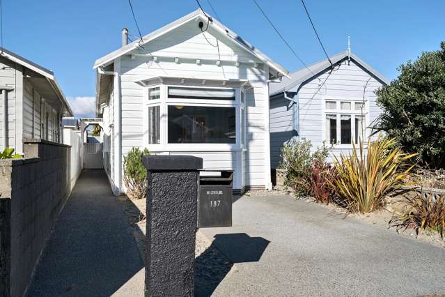 187 Onepu Road Lyall Bay_4