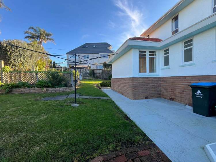 27 Sylvia Road St Heliers_19