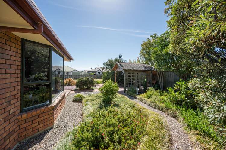 17 Saint James Avenue Richmond_15