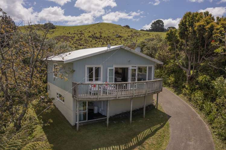 4 Ocean Beach Road Tairua_13