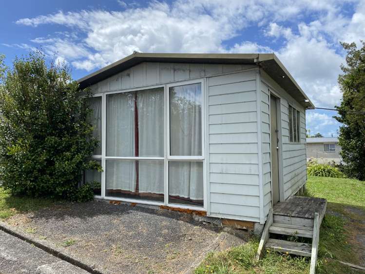 16 Kohe Street Parahaki_12