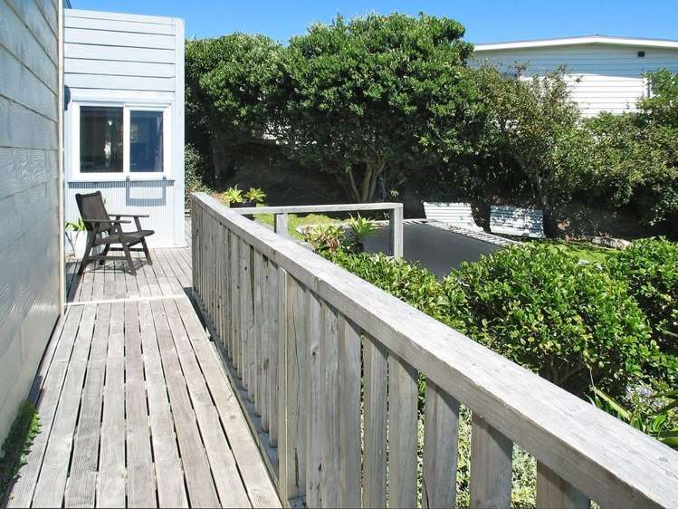 15 Paekakariki Hill Road Paremata_19