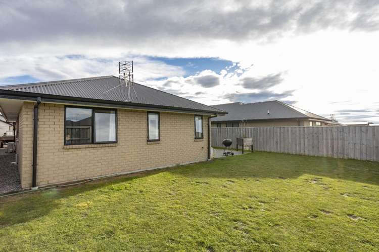 48 Quinn Crescent 11362_15