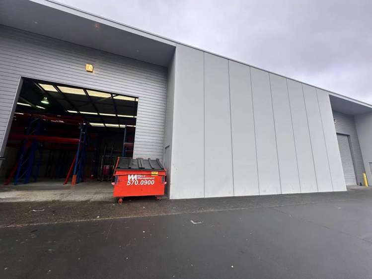 Unit 4/11 Orbit Drive Rosedale_14