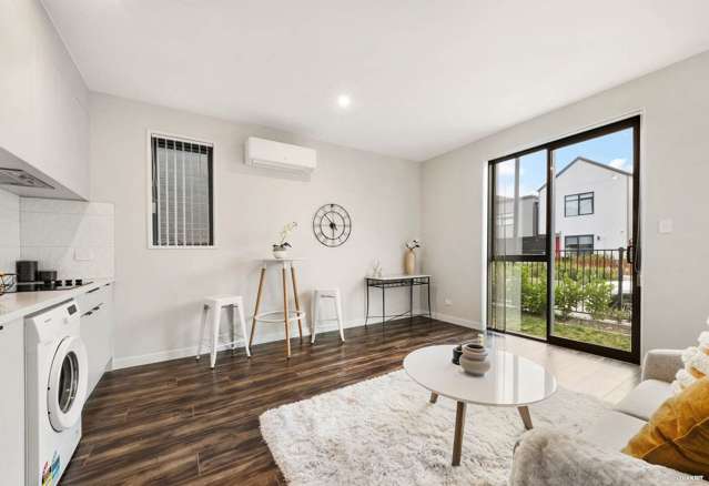 Fully furnished unit / all expenses included
