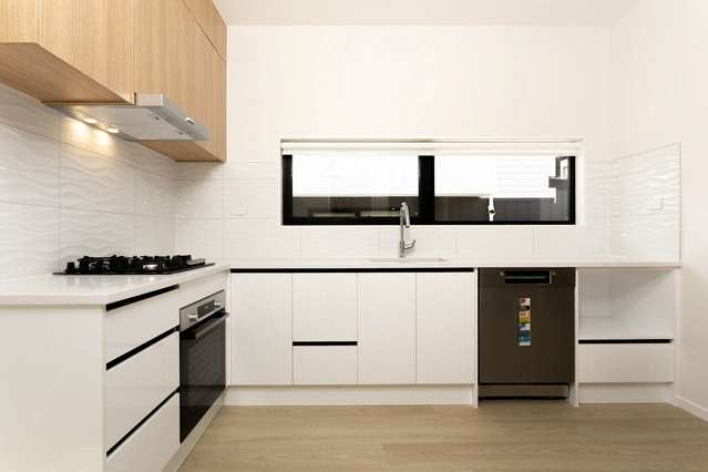 32B Windermere Crescent Blockhouse Bay_4