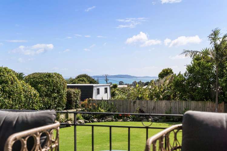 1 Karaka Road Beachlands_7