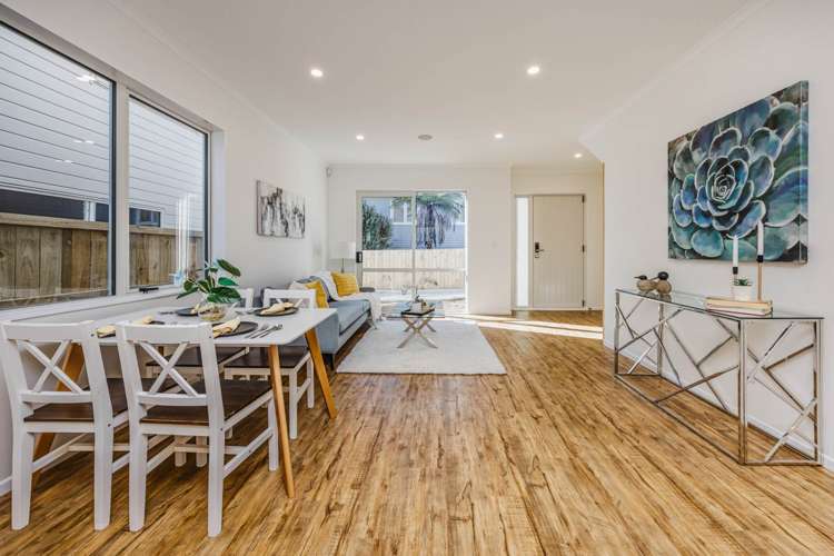 4b Collie Street Hill Park_6