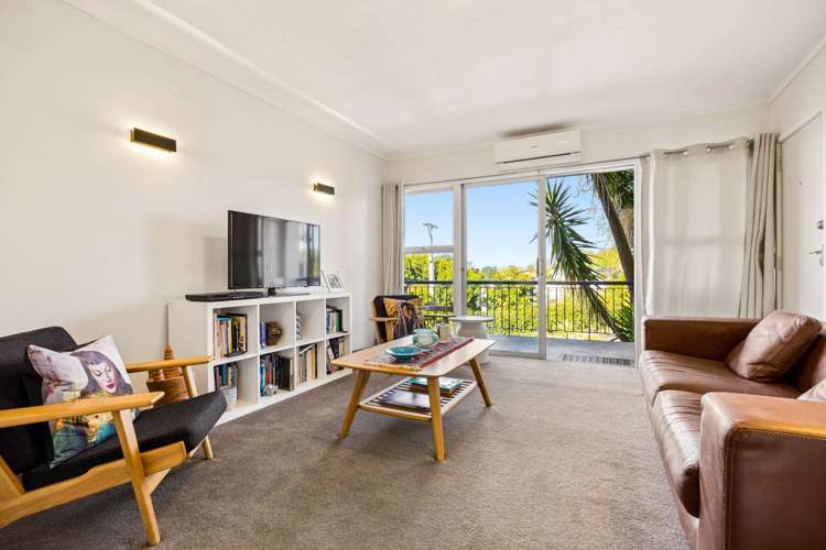 3/23B Hillsborough Road_1