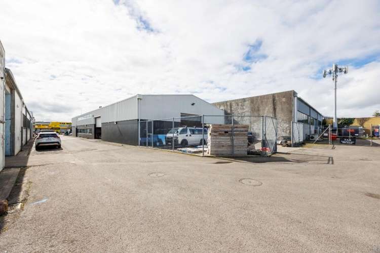 684 Tremaine Avenue Milson_11