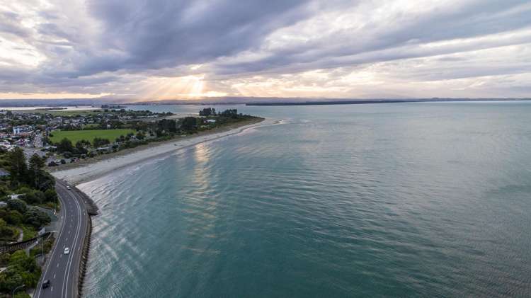 561 Rocks Road, Moana Nelson_33