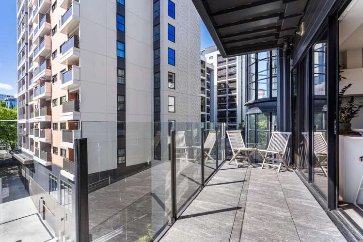 2F/132 Vincent Street City Centre_3