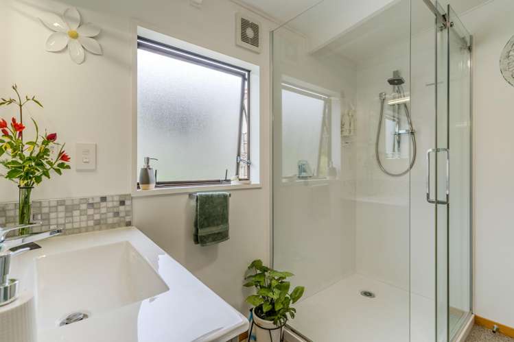 7 Brugh Place Waverley_16