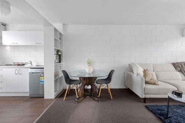 4/40 Leinster Road Merivale_4