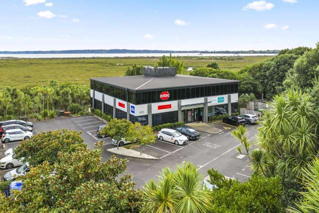 Entry level investment in Rosebank precinct