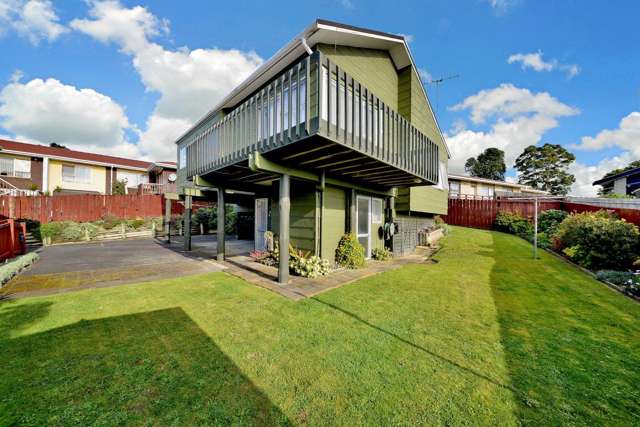 2/9 Courant Place Clover Park_1