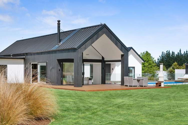 130 Verdeco Boulevard Lincoln_32