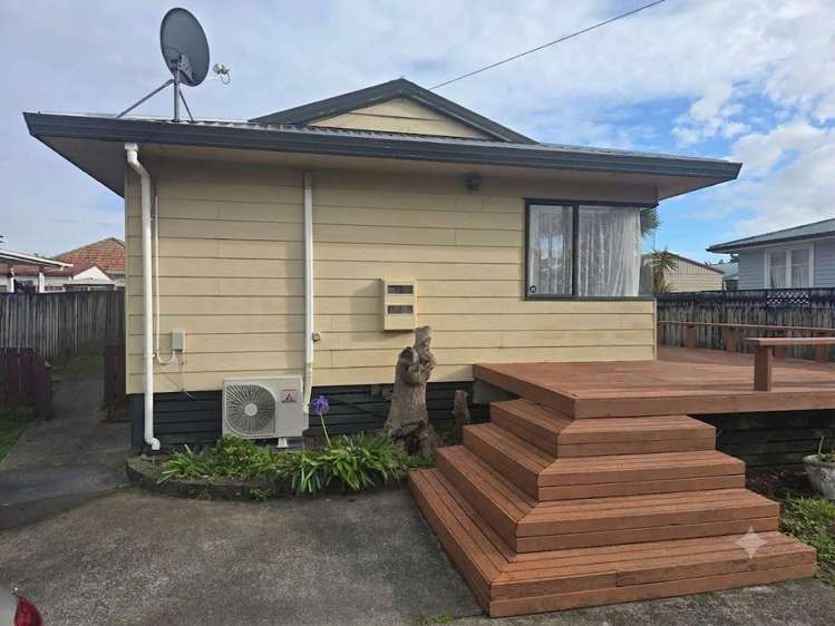 52 Kelwyn Road 1700_12