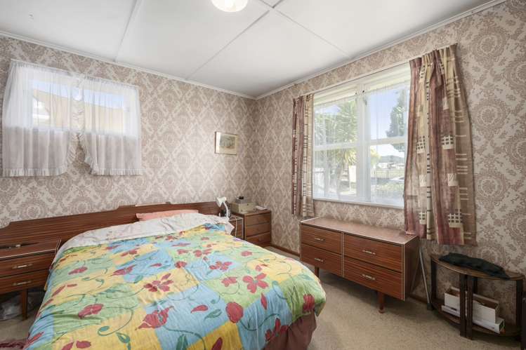 10 Brent Road Owhata_8