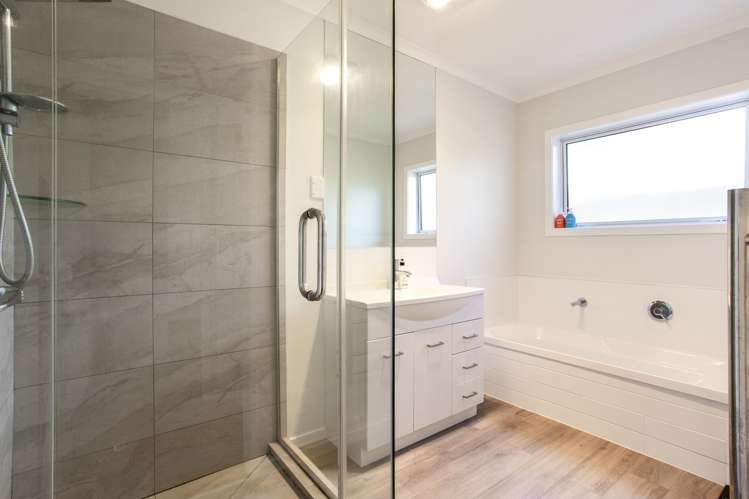 91A Wharf Road Te Atatu Peninsula_16