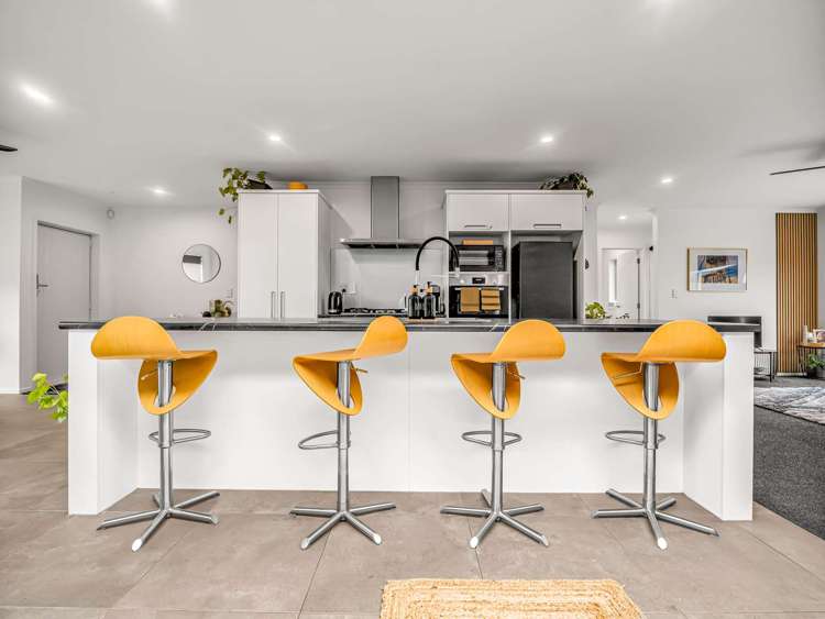 25 Couldsack Avenue_5