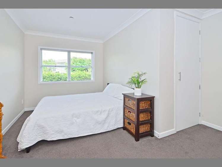 6 Gills Avenue Papakura_8
