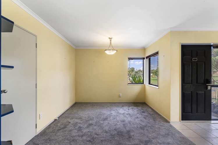 22 Peninsula Road Mangere_3